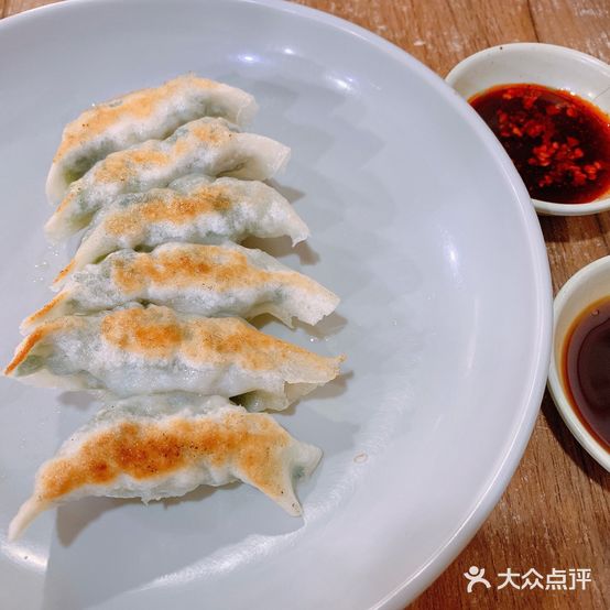 香柏树小吃(蝉街商厦店)