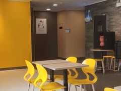 -麦当劳(东岳大道店)