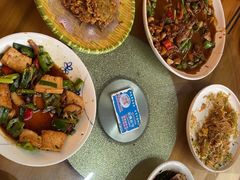 -芦茨金富饭庄·25年老字号·专做稻草鸡