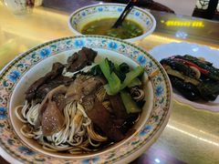 -金杨拉面王小吃面馆·牛三宝面·红烧牛肉粉