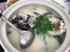-天乐农家鱼头王(天目湖店)