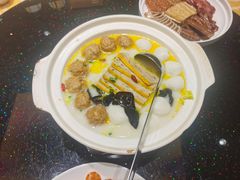 -湖北三五醇酒店·35年新楚菜