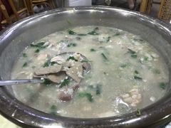 -标记美食新鲜猪杂(兴南大道店)