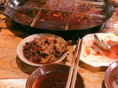 -岗上渣渣老火锅(两路口店)