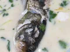 -南京金牛湖巨碗鱼头
