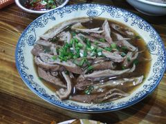 卤肥肠-中和裴氏蹄花(府河路店)