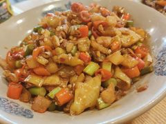 酸辣鸡胗-潇湘阁(尚都SOHO店)