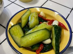 酸辣黄瓜-晓彭肥肠鸡·泡椒鸡火锅(水木天地店)