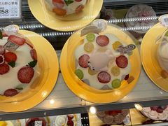 -花花卷卷·鲜食蛋糕(静安久光百货店)
