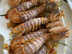 -覃记海鲜美食餐厅