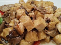 -天天向上素食餐厅(五台山店)