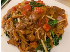 湿炒牛河-李记潮汕砂锅粥(营福路店)