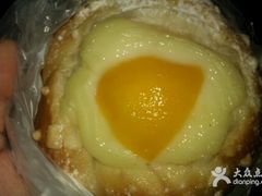 -85度C(生甜甜圈研究工坊·上海松江人民北路店)