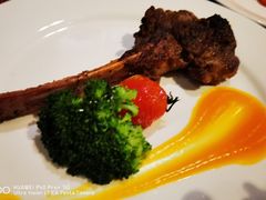 -大理实力希尔顿酒店•香全日制餐厅