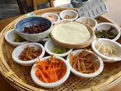 -包整·丝娃娃(一览甲秀楼风景店)