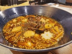 -渔语鱼新川菜Bistro(万象天地店)
