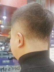 -东方先生国潮男士理发馆