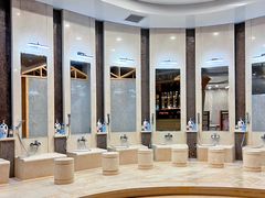 -碧中海汤泉汗蒸酒店