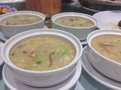 浓汤鱼翅羹-香山家宴