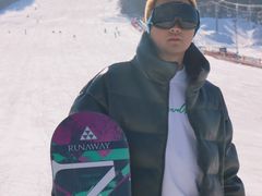 -辽阳弓长岭温泉滑雪场