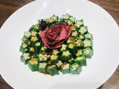 黑椒牛肉拼秋葵-将相和·海鲜蒸饺大连菜