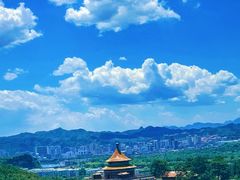 -磬锤峰森林公园