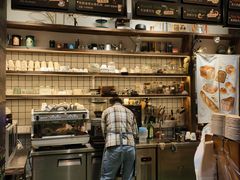 -房角石咖啡与书(吉大南校店)