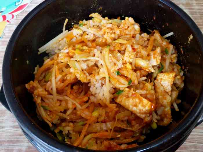 拌饭王子(马栏山店)-"吃过很多次 味道一如既往的好 环境棒棒哒.