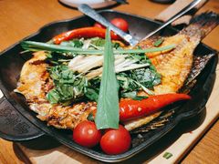 傣味香炸罗非鱼-云海肴·汽锅鸡·云南菜(天山百盛优客店)