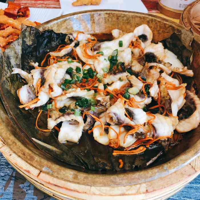 渔记餐厅-"紫苏炒鱼片好好吃!秘制鸡爪很赞!冰镇秋葵.