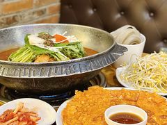 -喇喇排骨火锅·传统韩式脊骨汤(望京西园总店)