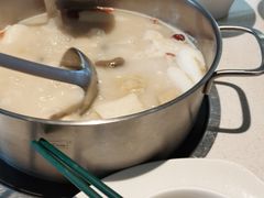 -煲王粤菜餐厅(中侨中心店)