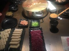 -左庭右院鲜牛肉火锅(新梅广场店)