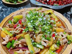 -廖哥泡椒兔(峨眉店)