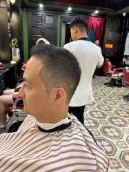 -豪帅男士理容馆