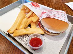 -FATBURGER 特富客汉堡(外交公寓店)