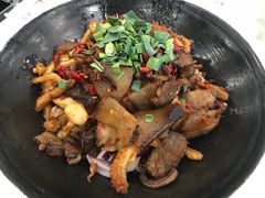 -唐师傅湘西名菜馆(武陵路店)