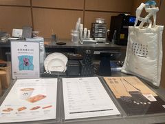 -M Stand(深圳龙岗万科广场店)