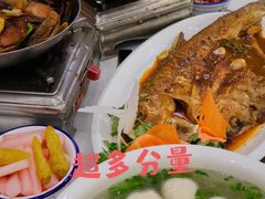 -丹水桥地锅鱼·翘嘴鲌·地方特色全鱼宴(丹江口大坝店)