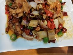 -李双猪·小龙虾·烧烤·羊肉煲(乐山店)