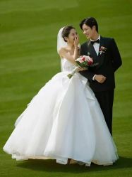 -蒙娜丽莎婚纱摄影(鲁邦店)