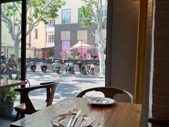 -La Strada(安福路店)