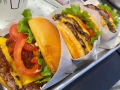 芝士牛肉蘑菇堡-Shake Shack(西单大悦城店)