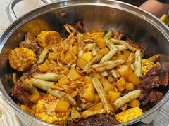 -内蒙焖面大盆骨餐馆(山大路店)