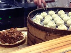 老面土猪肉包子-凤起龙游老面包子(凯德晶品店)