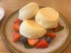 杂莓奶油松饼-oh! by FINE cafe&canteen