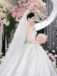 -余笙是你婚礼策划(创意谷店)