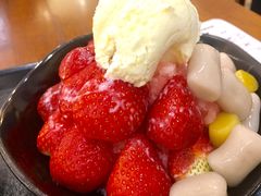芋见草莓冰沙-鲜芋仙(群光广场店)
