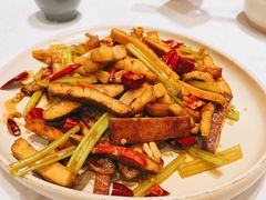 客家小炒-鹿港小镇(金虹桥国际中心店)