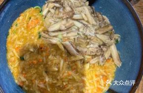 Crab Roe Shrimp Noodles